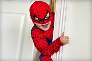 Spiderman Kindergeburtstag: Ideen von Einladungen und Deko